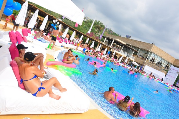 Pool Party at Edde Sands